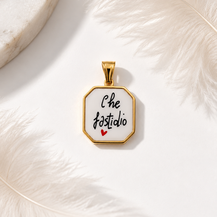Collana con charm “Che fastidio”