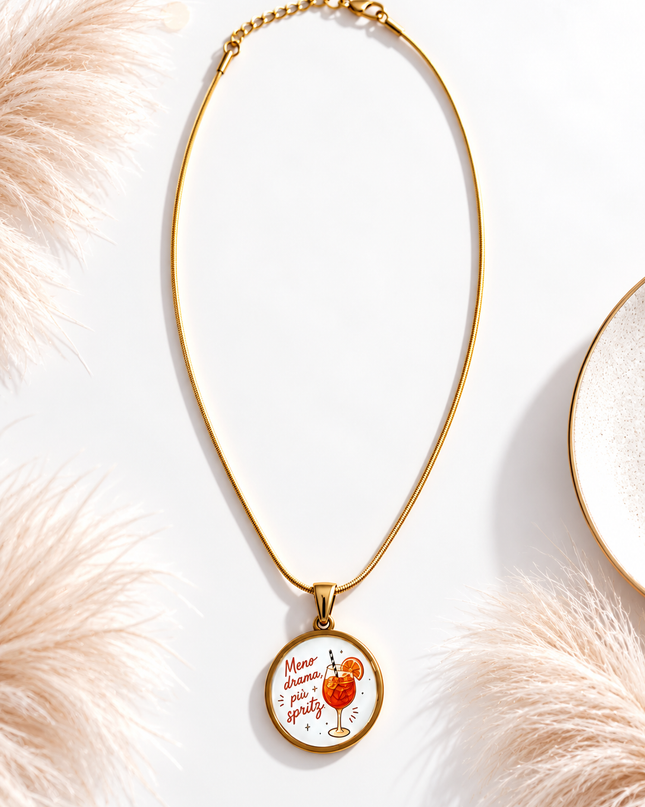 Collana con charm “Meno dramma più spritz”