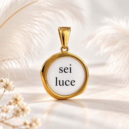 Collana con charm “Sei luce”