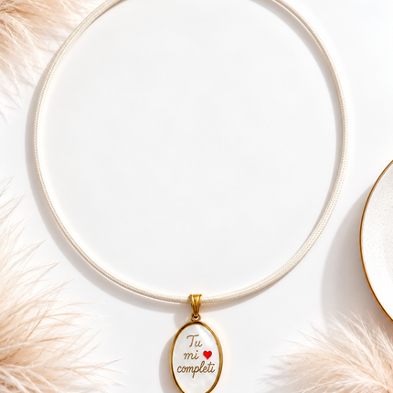 Collana con charm “Tu mi completi”